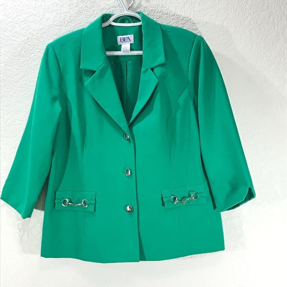 🌷Vintage Green Blazer by BFA with Horsebit Detail